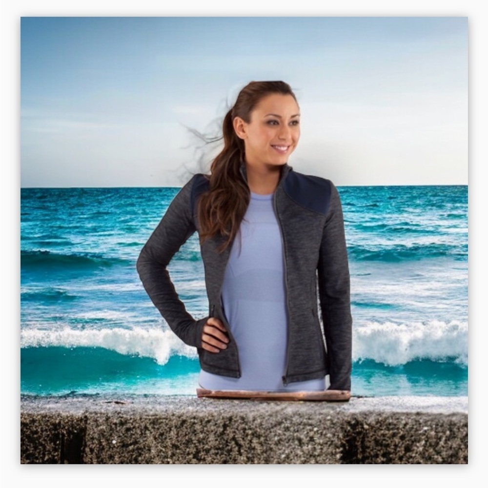 Lululemon Forme Jacket in reversible slub denim inkwell / inkwell NWOT- Sz 6 - Picture 6 of 13